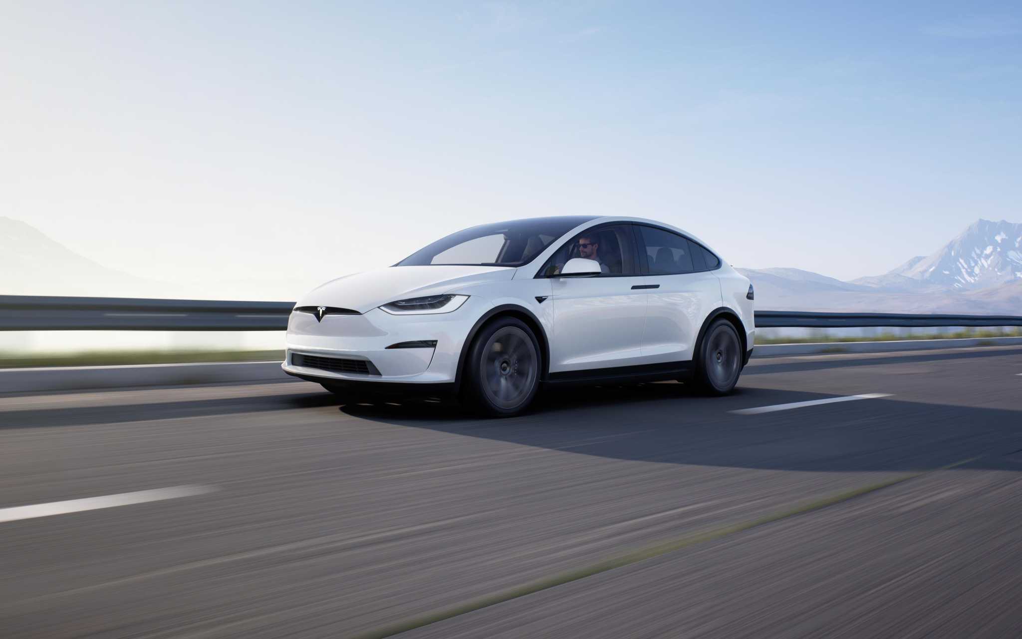 model-x-main